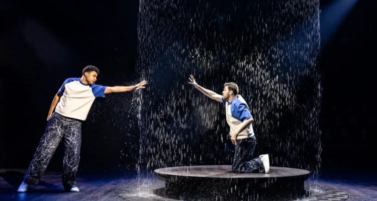 Ed Larkin und Djavan van de Fliert in "The Little Big Things", Koninklijk Theater Carré Amsterdam &copy; Danny Kaan