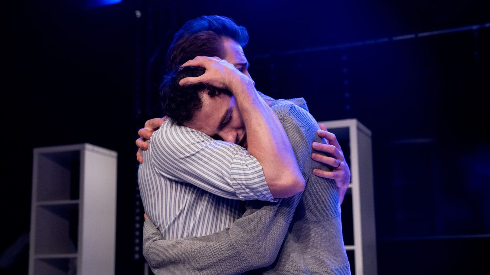 Marc Bröckel (Dan), Jakob Siems (Gabe) © Anna Nill